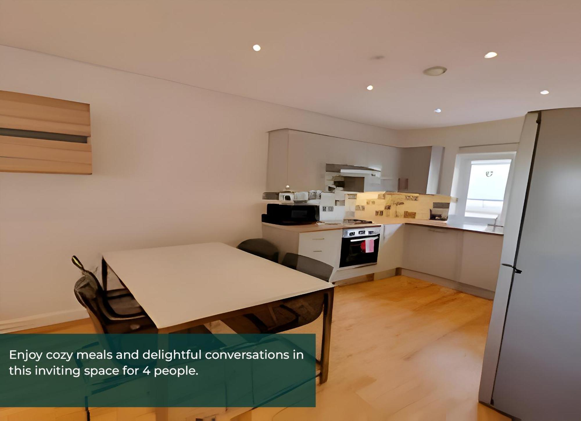 Cliffe Terrace 2Bed 2 Bath Free Parking Space Chatham  Exterior photo